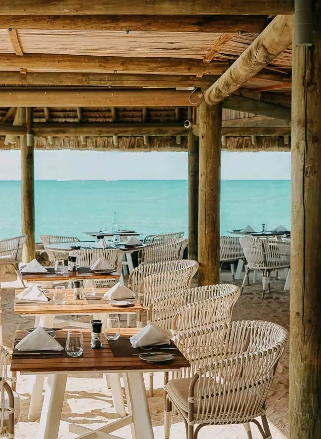 Veranda-Paul-&-Virginie-Le-Saint-Geran